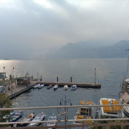 Sonny Apartments Malcesine Esterno foto