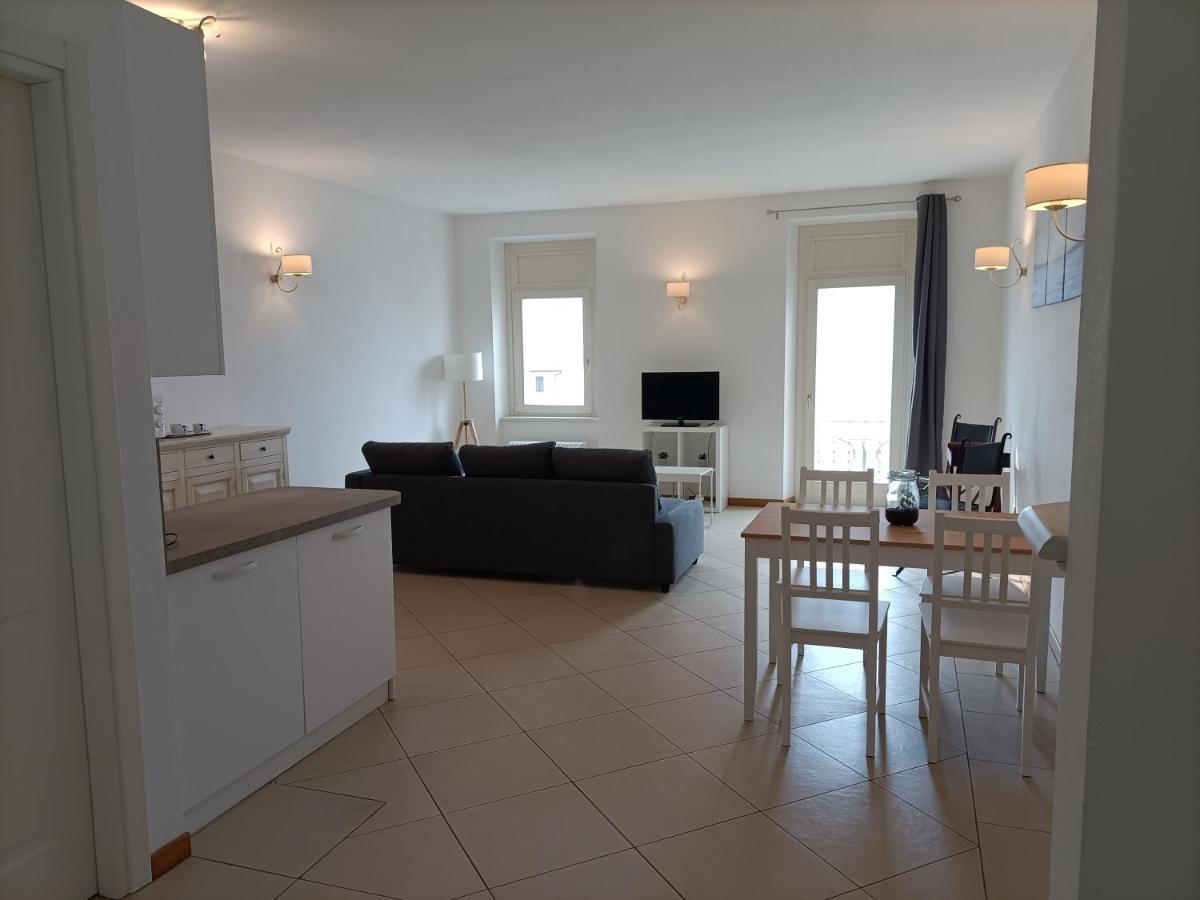 Sonny Apartments Malcesine Esterno foto