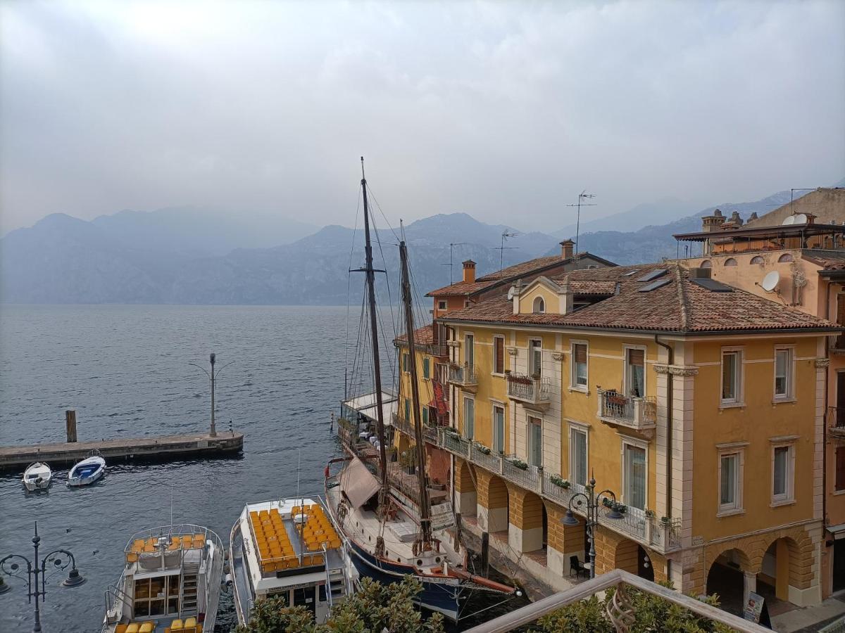 Sonny Apartments Malcesine Esterno foto